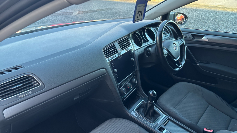 Volkswagen Golf 1.5 TSI EVO SE [Nav] 5dr Petrol Hatchback